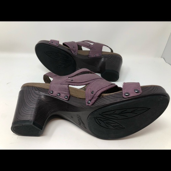 Sold! Dansko Leather Flower Wedge Sandel - Picture 6 of 8